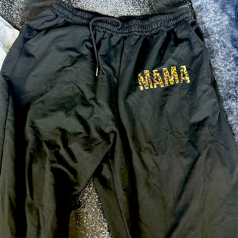 MAMA sweatpants